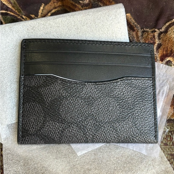 Authentic Coach signature leather/calf card case/ID - Picture 3 of 7